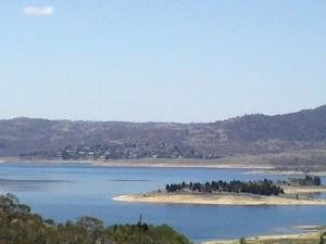 223 Lake Jindabyne (Small) Jindabyne and the Snowy Mountains -