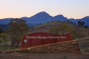 Flinders Ranges Flinders Ranges - Flinders Ranges