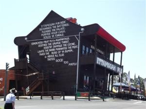 Albury - The very first Ettamogah Pub at Table Top