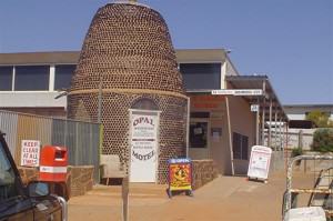 Bottle house and Post Office