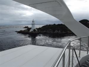 Hell’s Gate Lighthouse from the deck of the boat