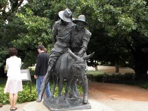Bronze statue of Simpson and his donkey
