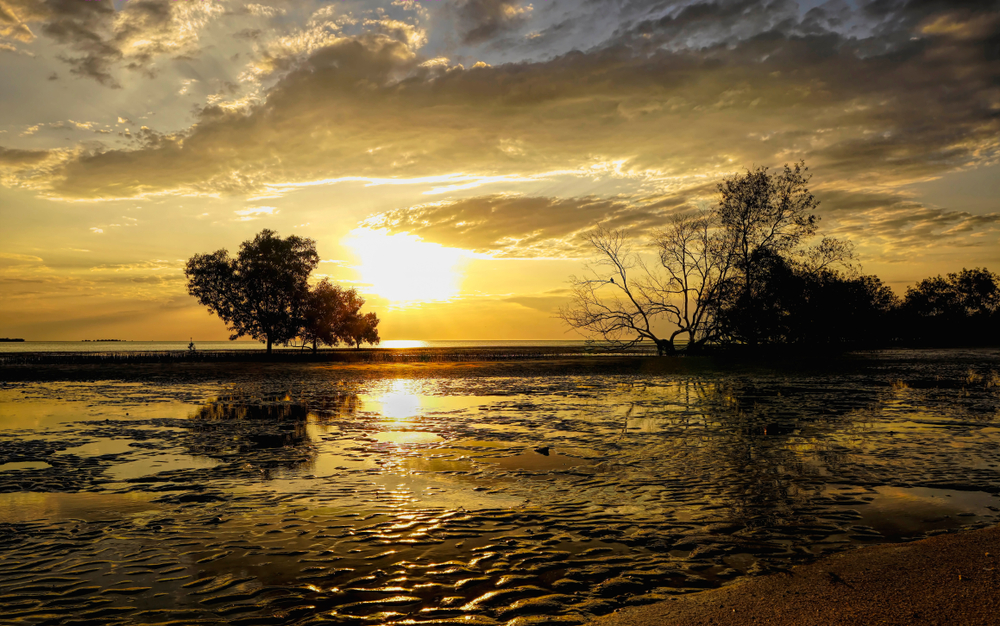 Karumba,Australia,In,The,Cool,Of,The,Evening,Sunset