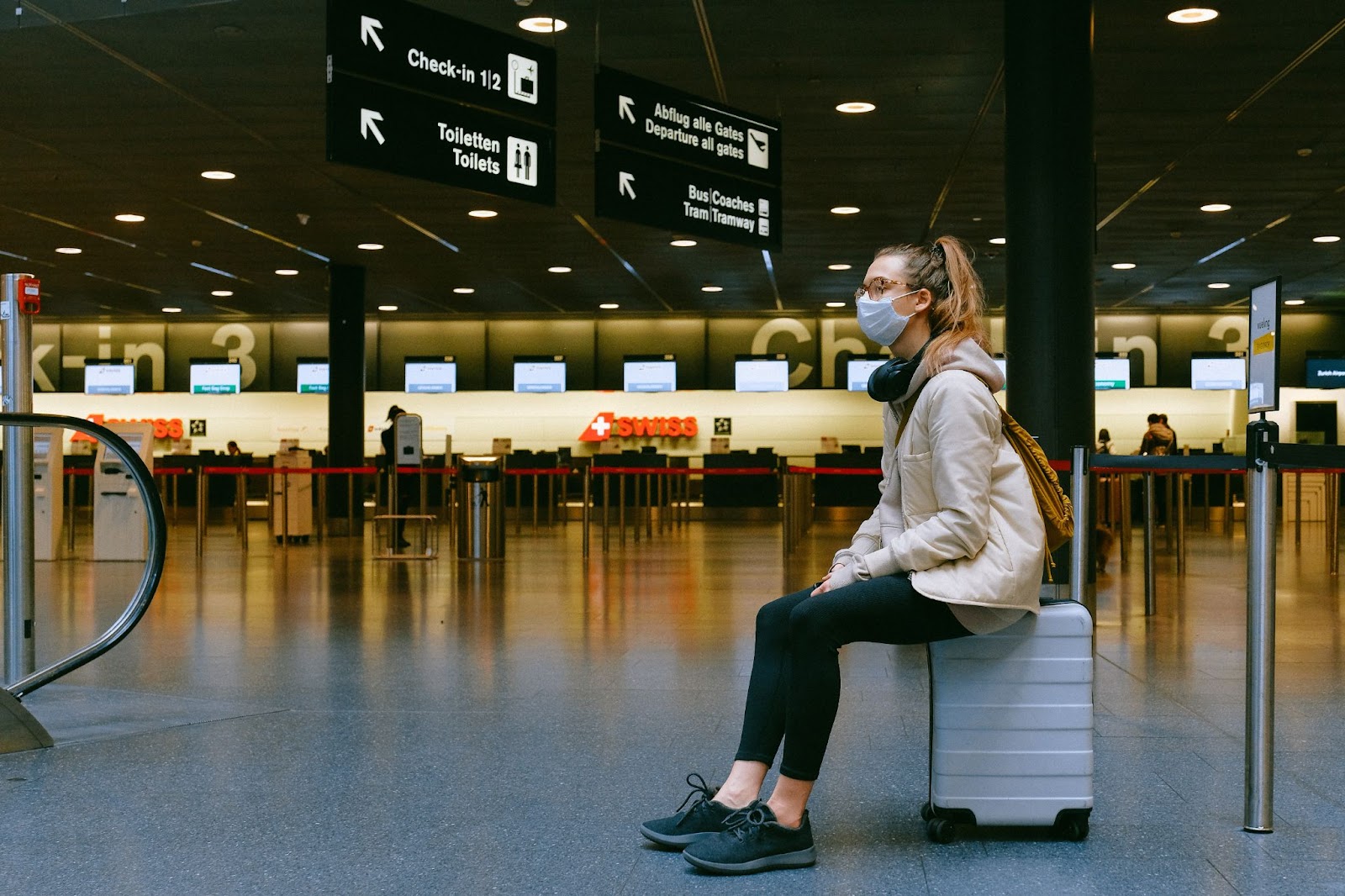 Take safety precautions in airports