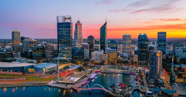 chasing spectacular views in australia with sunrise to sunset